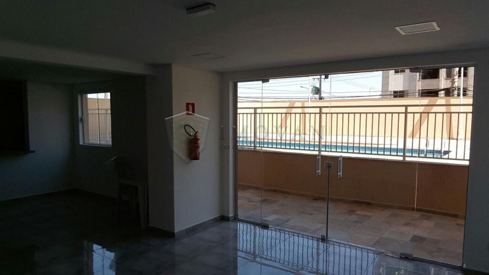 Alugar Apartamento / Padrão em Ribeirão Preto R$ 800,00 - Foto 9