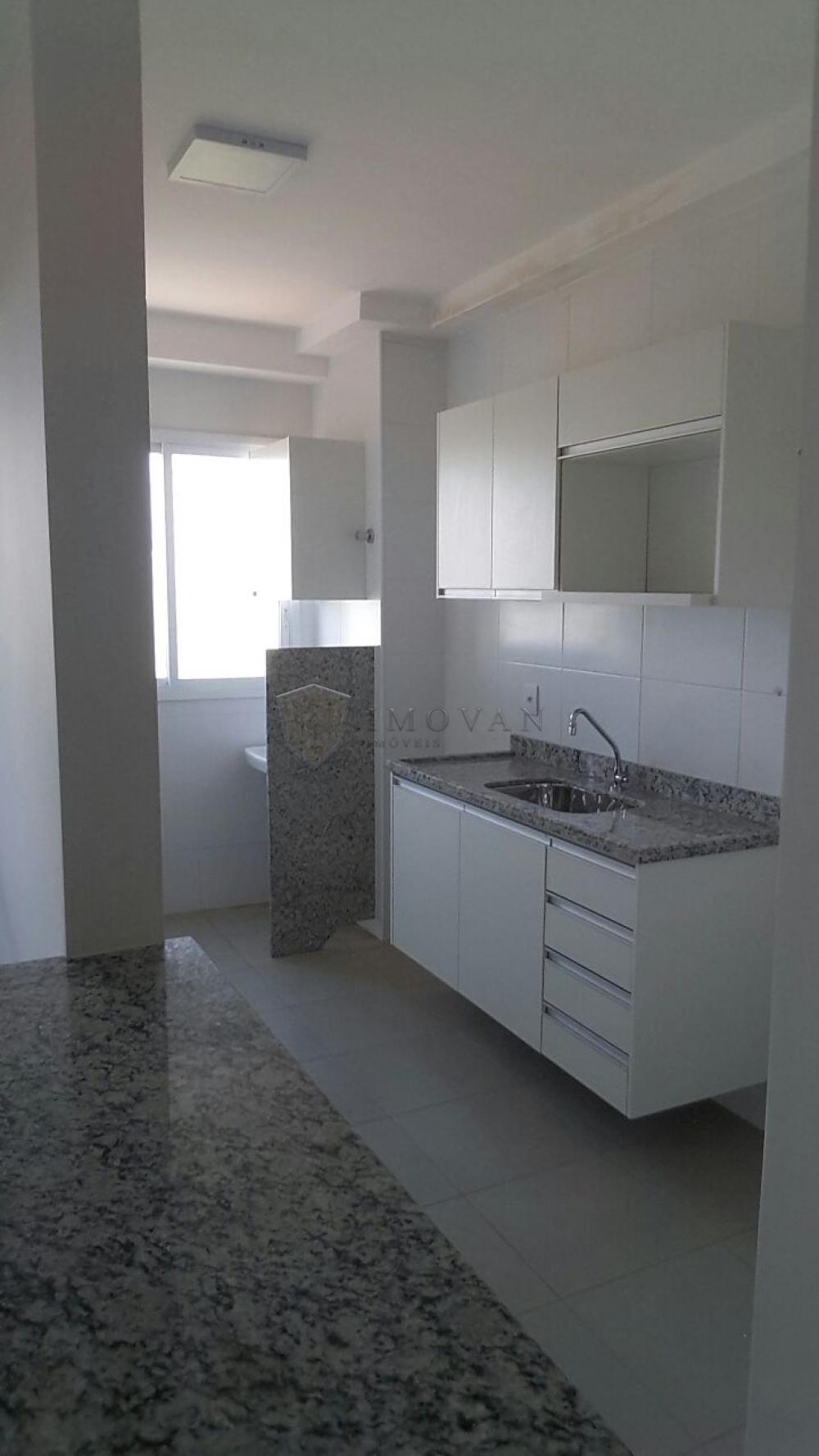 Alugar Apartamento / Padrão em Ribeirão Preto R$ 1.800,00 - Foto 2