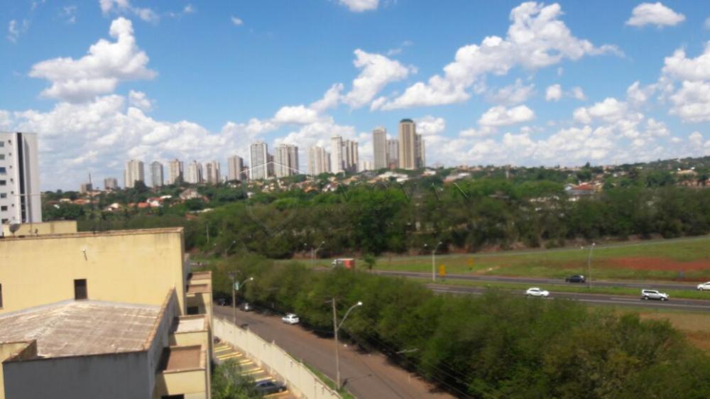 Alugar Apartamento / Padrão em Ribeirão Preto R$ 1.800,00 - Foto 16