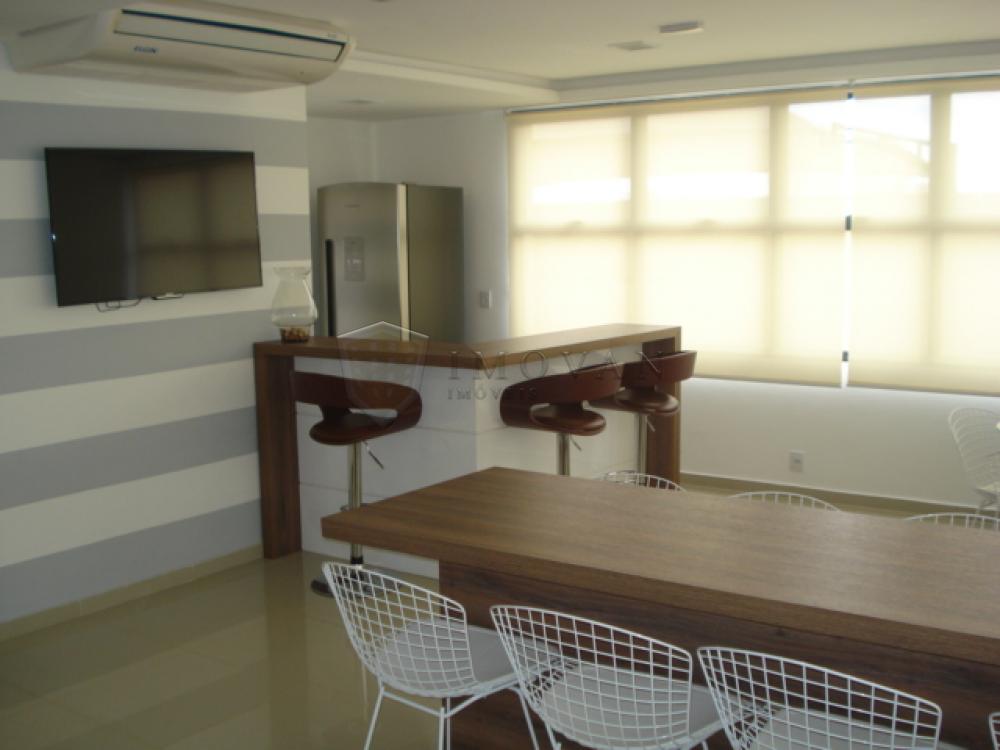 Alugar Apartamento / Padrão em Ribeirão Preto R$ 1.500,00 - Foto 14