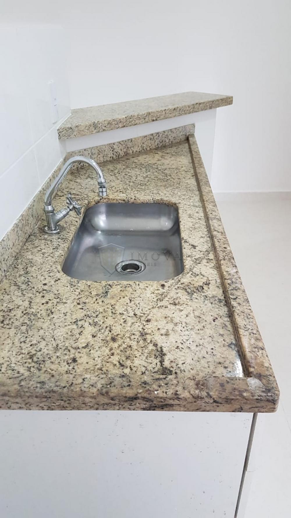 Alugar Apartamento / Padrão em Ribeirão Preto R$ 800,00 - Foto 11