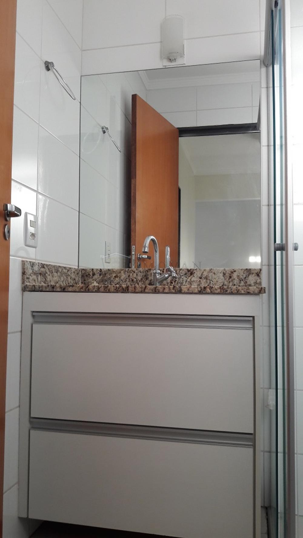 Alugar Apartamento / Padrão em Ribeirão Preto R$ 1.000,00 - Foto 10