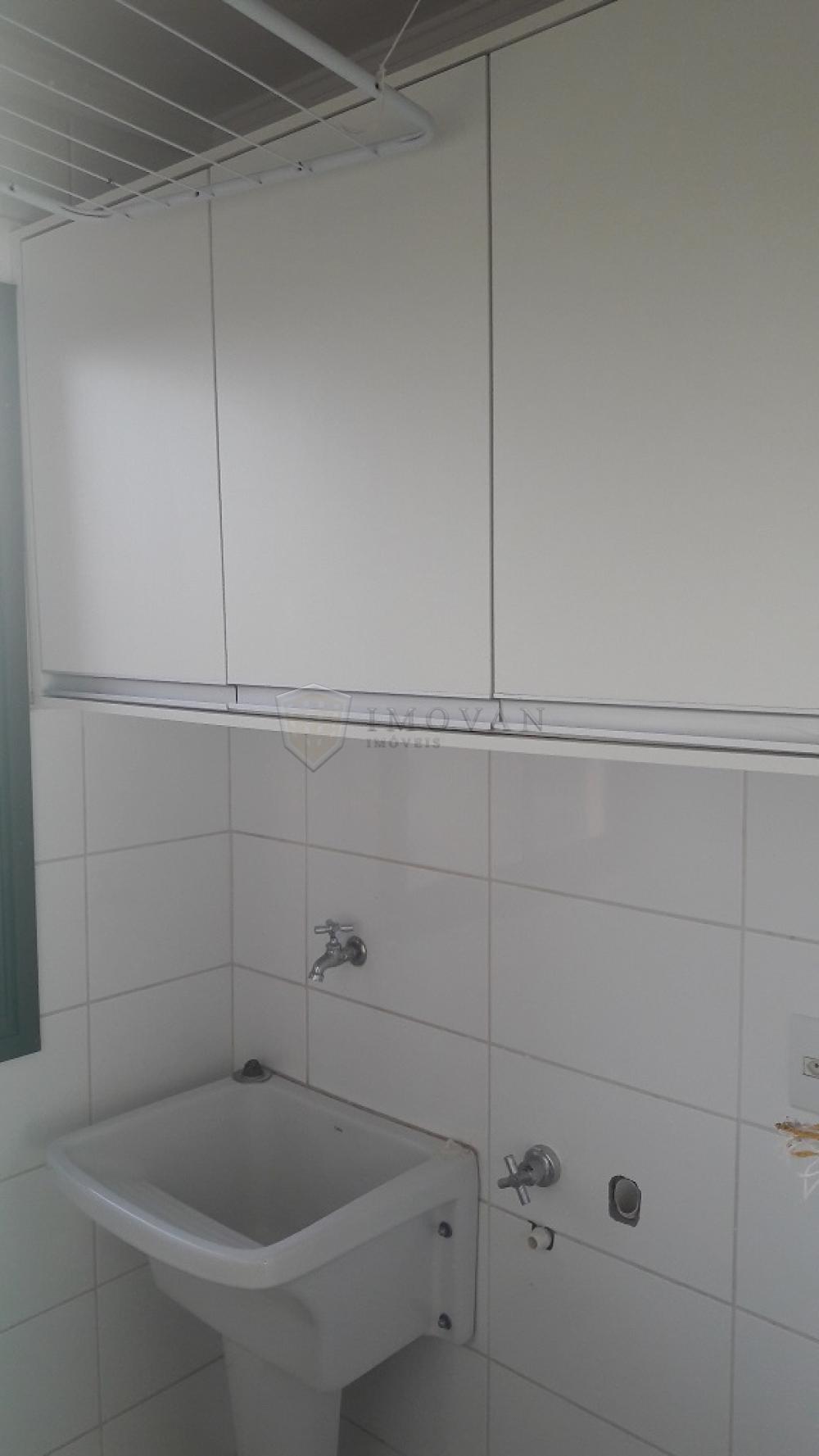 Alugar Apartamento / Padrão em Ribeirão Preto R$ 1.000,00 - Foto 14