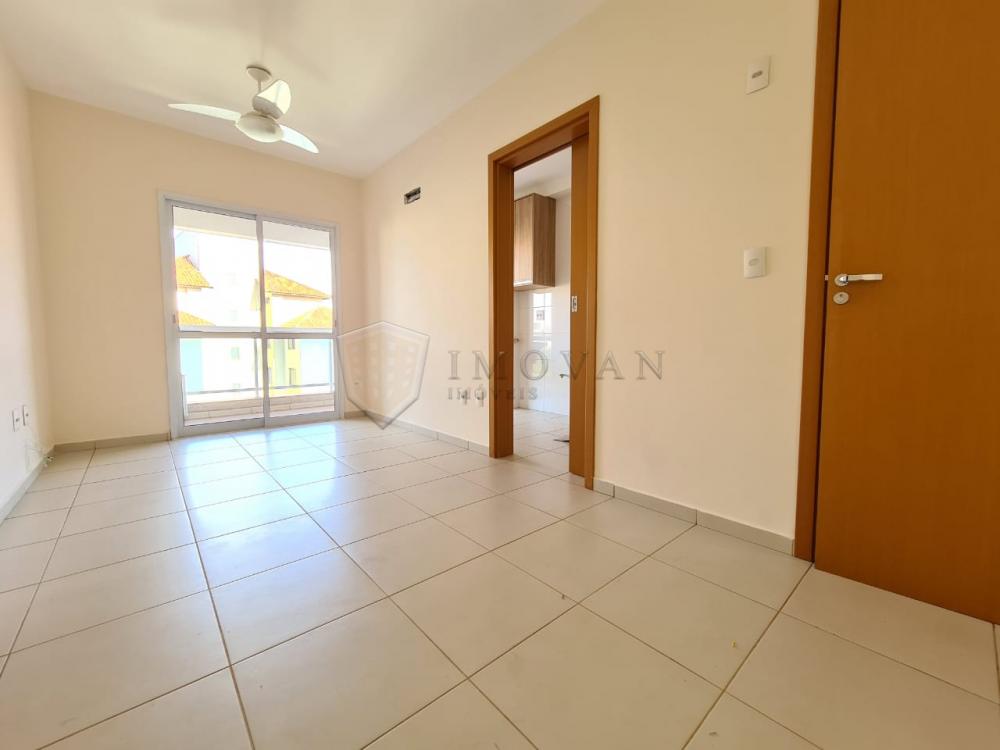 Alugar Apartamento / Padrão em Ribeirão Preto R$ 1.450,00 - Foto 2