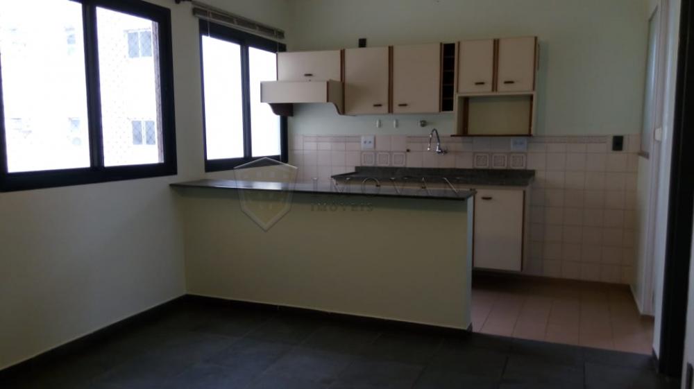 Alugar Apartamento / Padrão em Ribeirão Preto R$ 680,00 - Foto 3