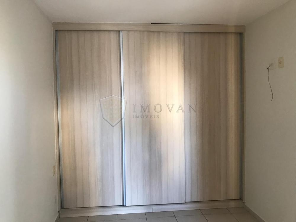 Alugar Apartamento / Padrão em Ribeirão Preto R$ 1.650,00 - Foto 13