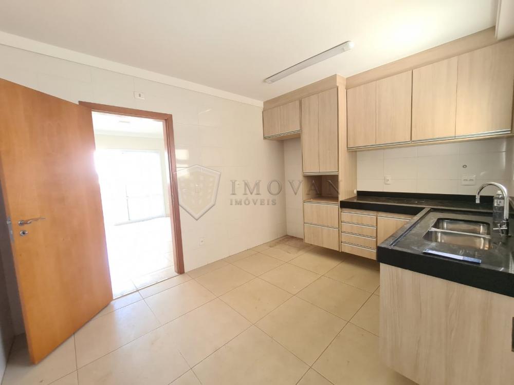 Alugar Apartamento / Padrão em Ribeirão Preto R$ 4.200,00 - Foto 2