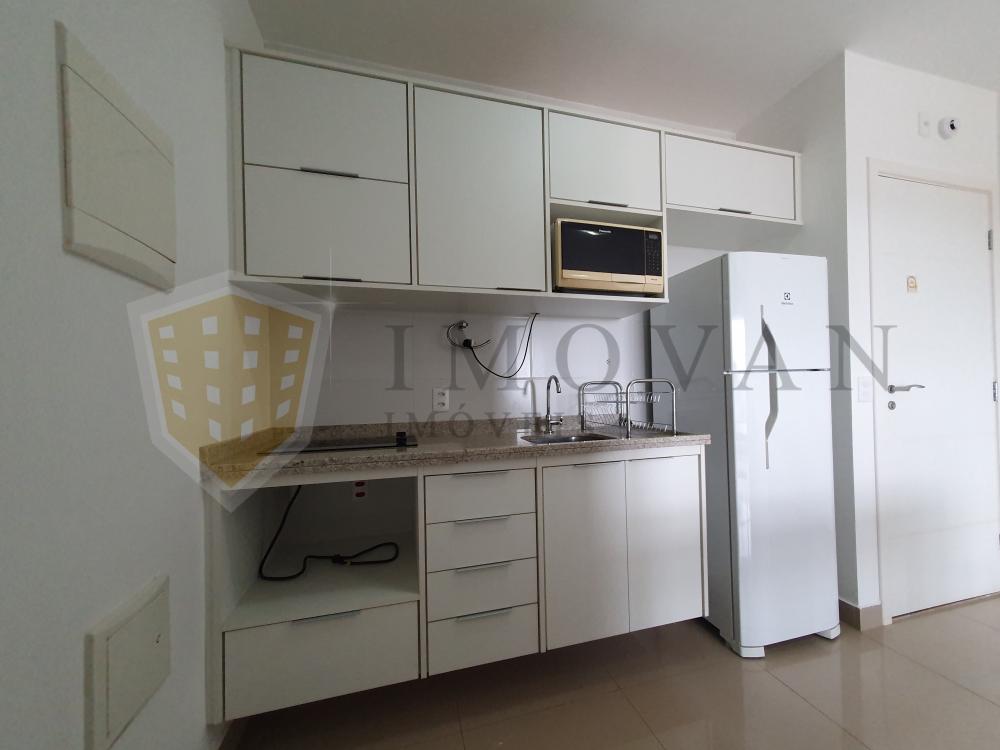 Alugar Apartamento / Flat em Ribeirão Preto R$ 2.000,00 - Foto 2