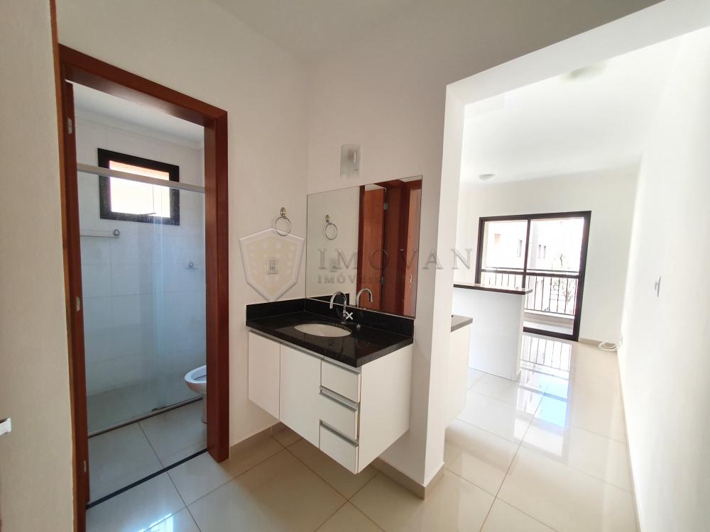 Alugar Apartamento / Padrão em Ribeirão Preto R$ 1.400,00 - Foto 8