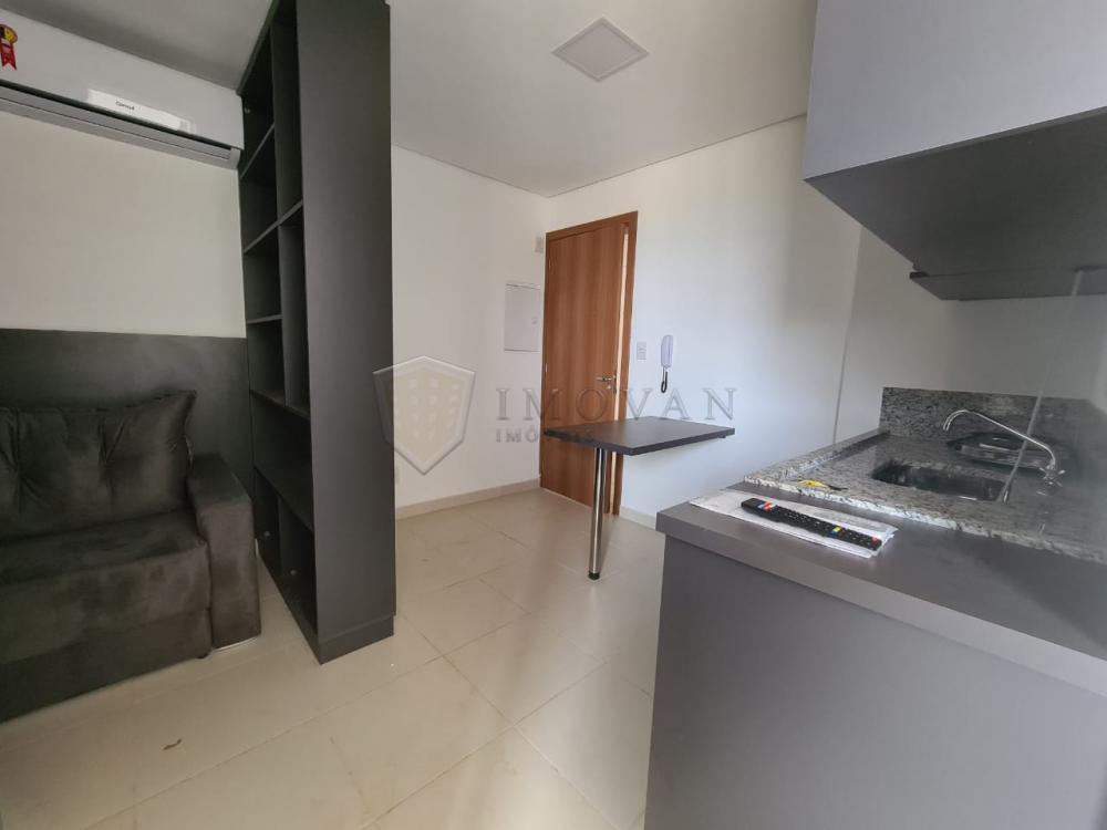 Alugar Apartamento / Kitchnet em Ribeirão Preto R$ 1.350,00 - Foto 3