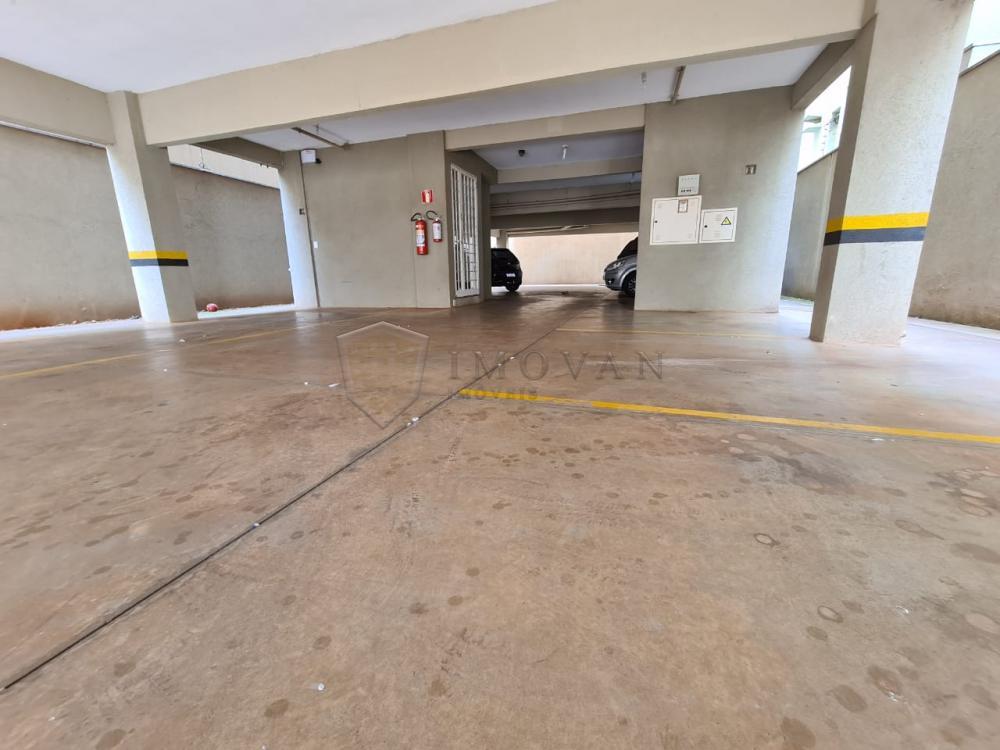 Alugar Apartamento / Padrão em Ribeirão Preto R$ 750,00 - Foto 12