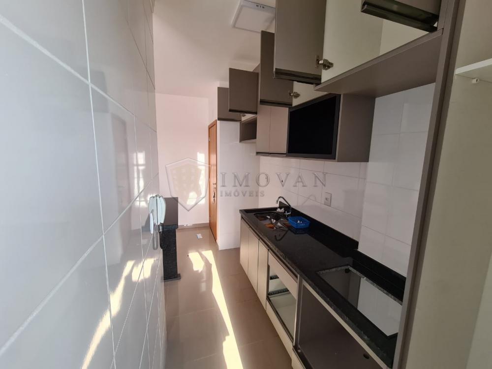 Alugar Apartamento / Padrão em Ribeirão Preto R$ 1.700,00 - Foto 6