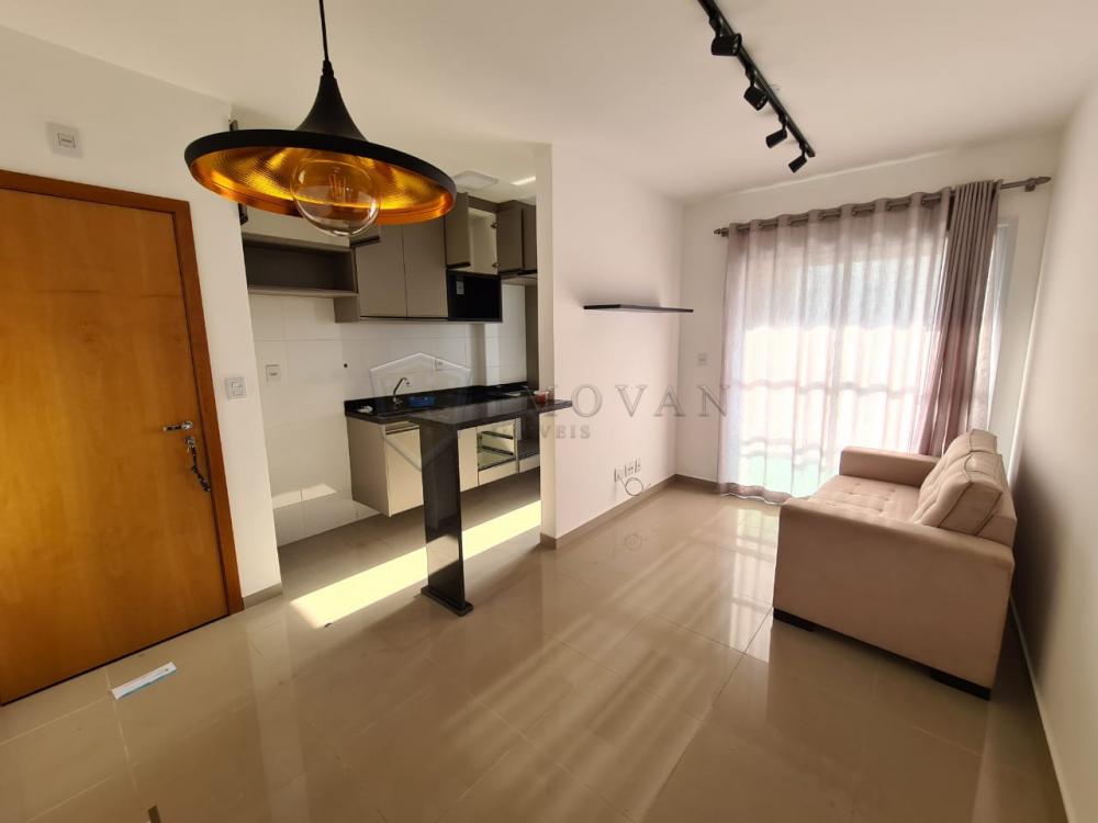 Alugar Apartamento / Padrão em Ribeirão Preto R$ 1.700,00 - Foto 2