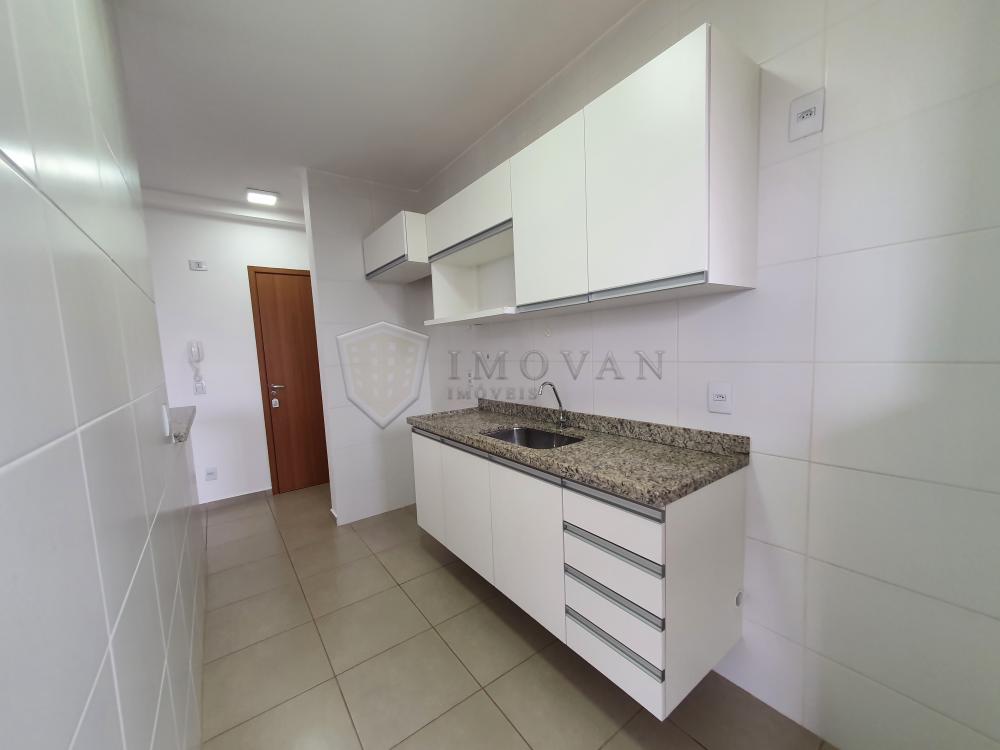 Alugar Apartamento / Padrão em Ribeirão Preto R$ 2.000,00 - Foto 3