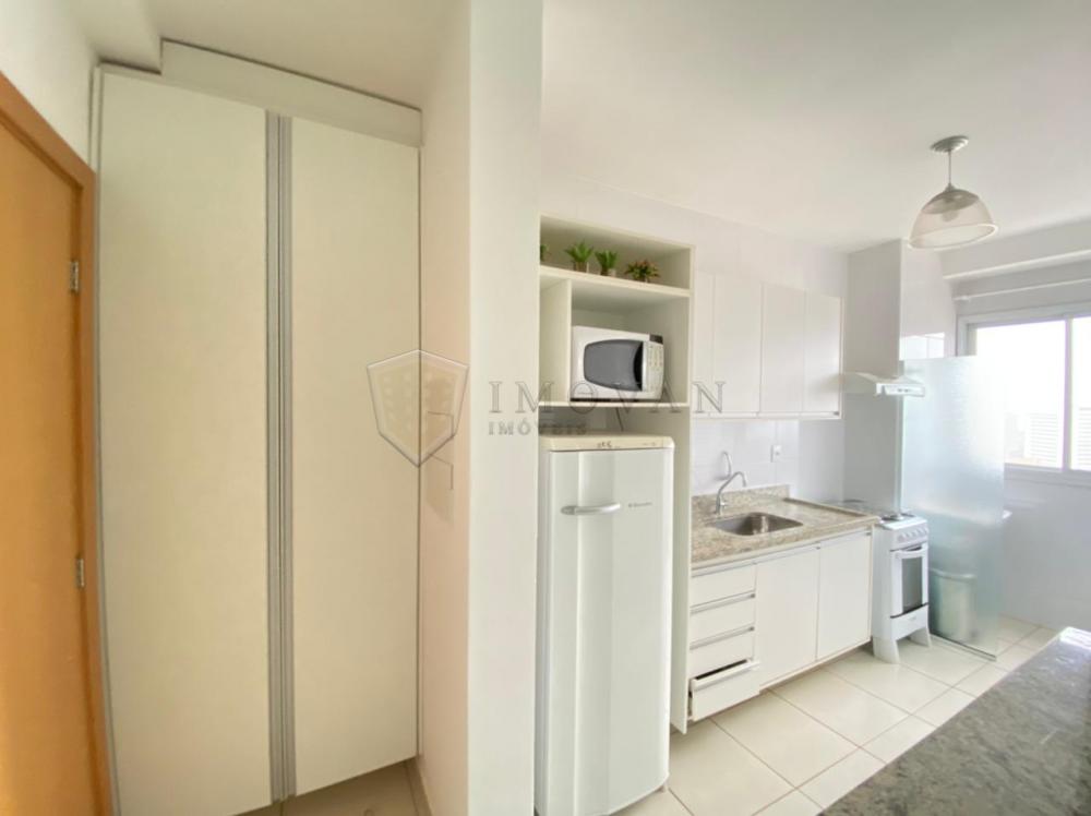 Alugar Apartamento / Padrão em Ribeirão Preto R$ 2.150,00 - Foto 4