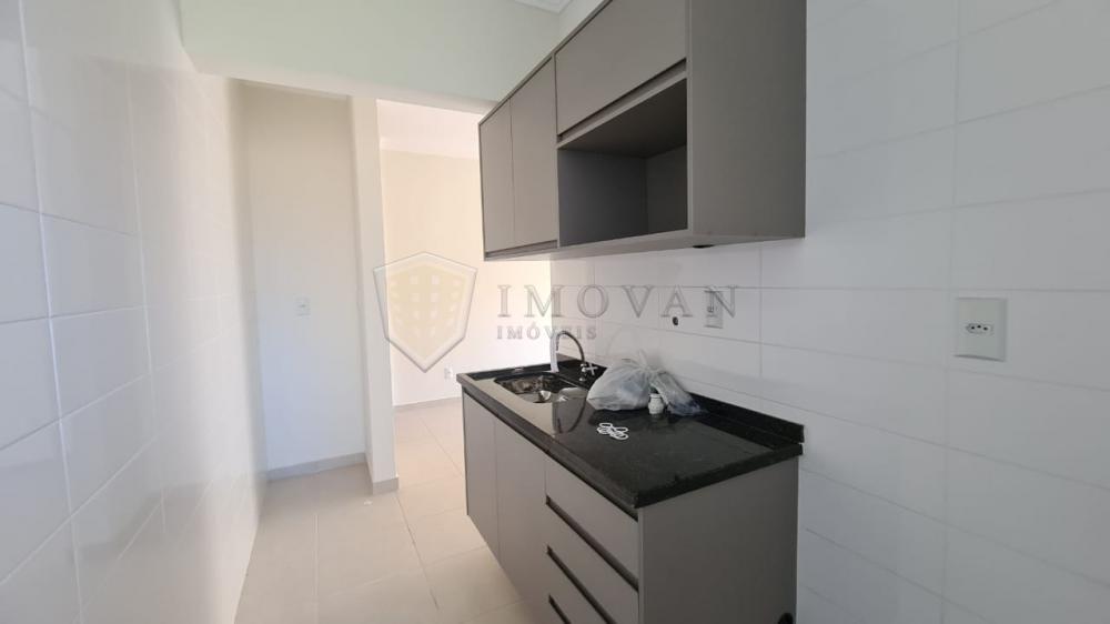 Alugar Apartamento / Padrão em Ribeirão Preto R$ 1.600,00 - Foto 5