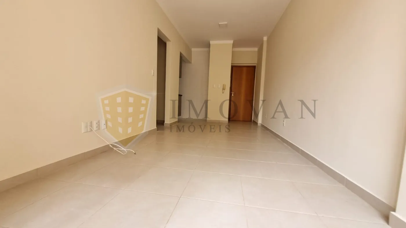 Alugar Apartamento / Padrão em Ribeirão Preto R$ 1.600,00 - Foto 3