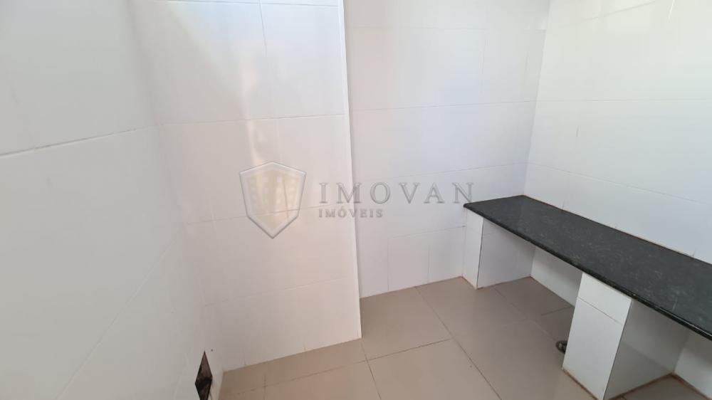 Alugar Apartamento / Padrão em Ribeirão Preto R$ 1.750,00 - Foto 5