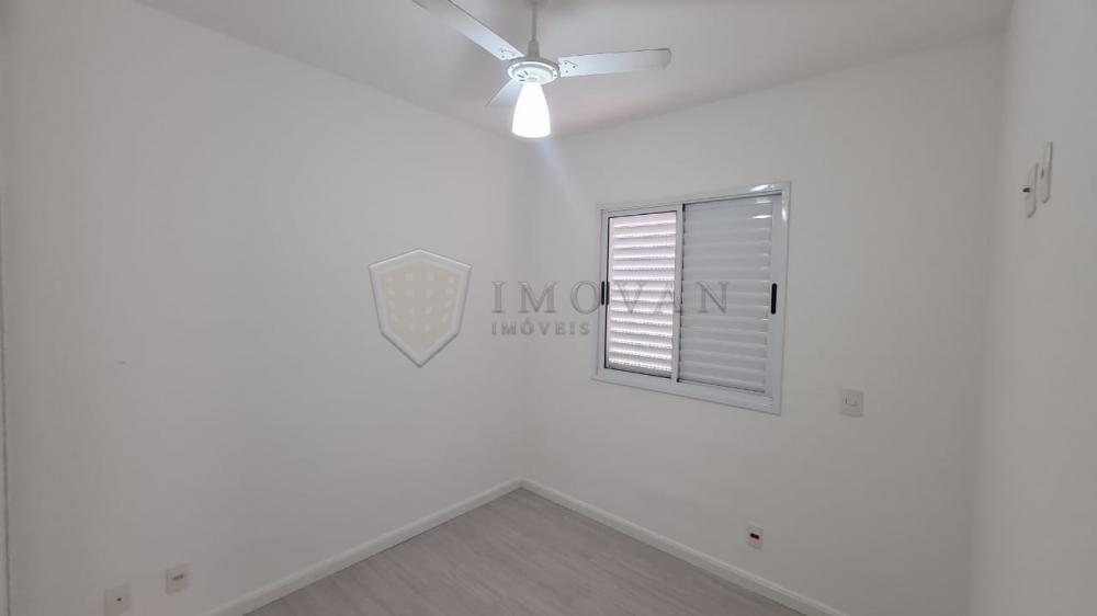 Alugar Apartamento / Padrão em Ribeirão Preto R$ 1.600,00 - Foto 11