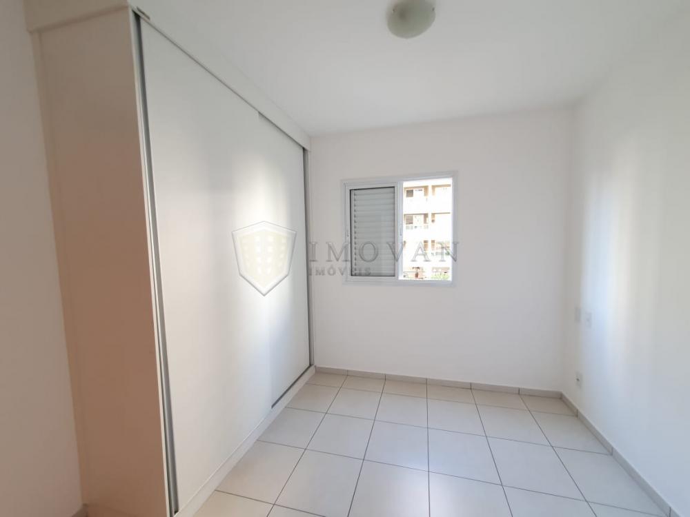 Alugar Apartamento / Padrão em Ribeirão Preto R$ 1.800,00 - Foto 8