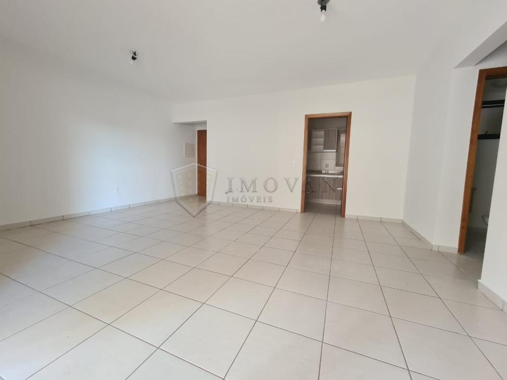 Alugar Apartamento / Padrão em Ribeirão Preto R$ 2.300,00 - Foto 3