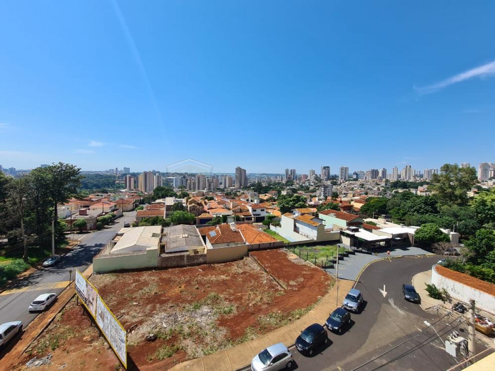 Alugar Apartamento / Padrão em Ribeirão Preto R$ 1.600,00 - Foto 8