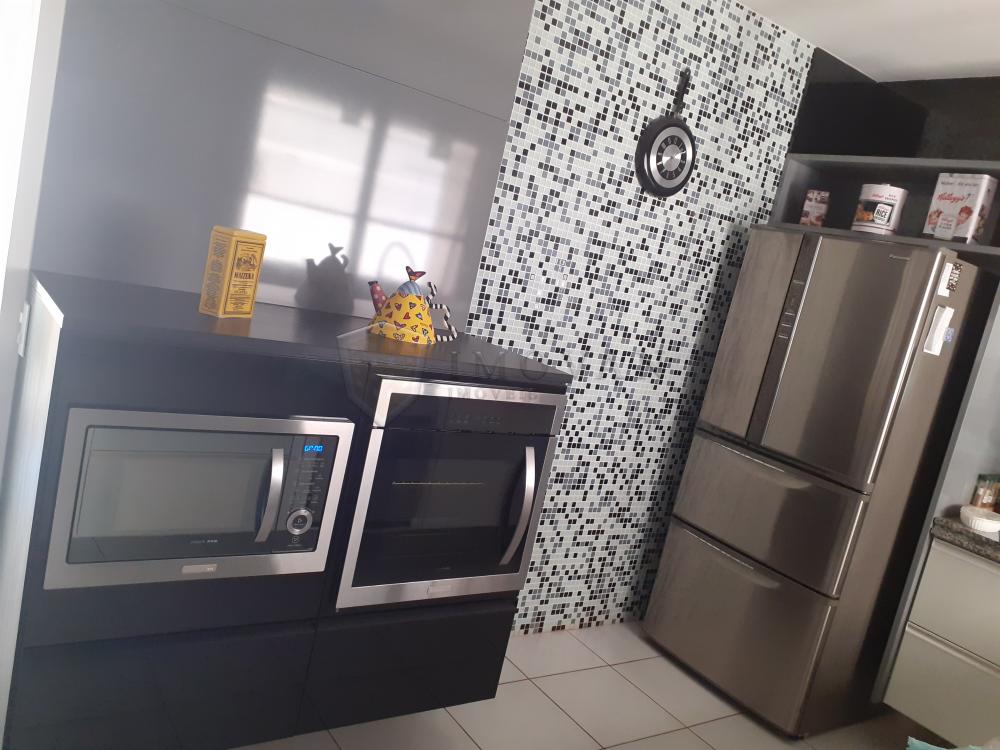 Comprar Apartamento / Padrão em Ribeirão Preto R$ 1.050.000,00 - Foto 3