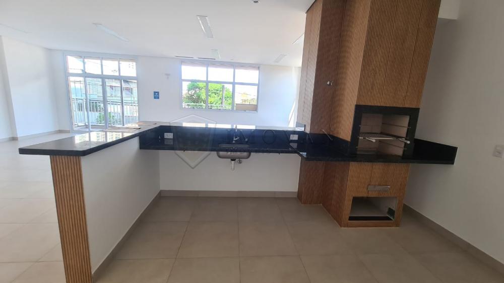 Alugar Apartamento / Padrão em Ribeirão Preto R$ 1.800,00 - Foto 17