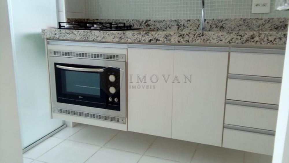 Alugar Apartamento / Padrão em Ribeirão Preto R$ 1.750,00 - Foto 4