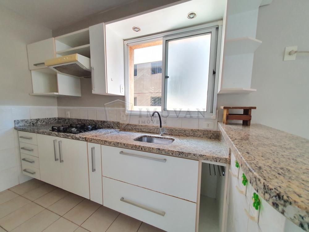 Alugar Apartamento / Padrão em Ribeirão Preto R$ 1.200,00 - Foto 2