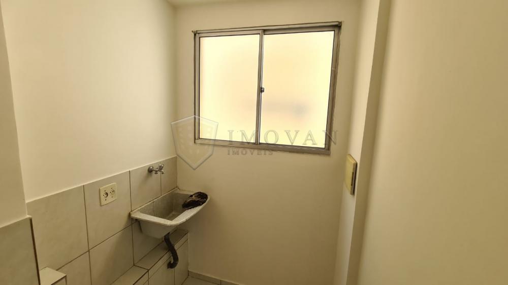 Alugar Apartamento / Padrão em Ribeirão Preto R$ 1.680,00 - Foto 5