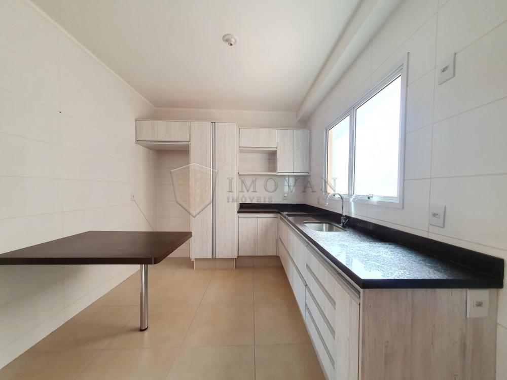 Alugar Apartamento / Padrão em Ribeirão Preto R$ 5.000,00 - Foto 2