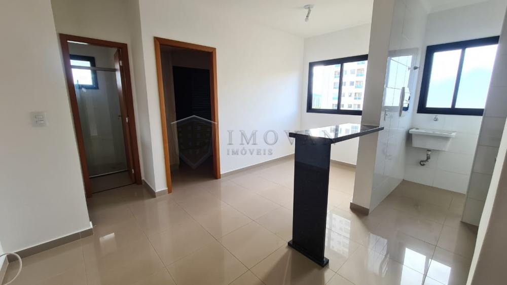 Alugar Apartamento / Padrão em Ribeirão Preto R$ 1.050,00 - Foto 2