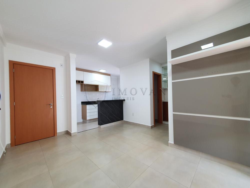 Alugar Apartamento / Padrão em Ribeirão Preto R$ 2.700,00 - Foto 3