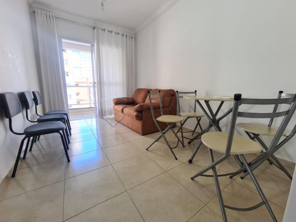 Alugar Apartamento / Padrão em Ribeirão Preto R$ 1.100,00 - Foto 2