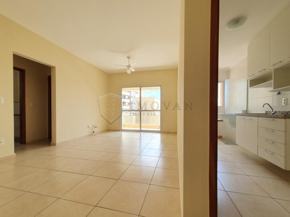 Alugar Apartamento / Padrão em Ribeirão Preto R$ 1.800,00 - Foto 5