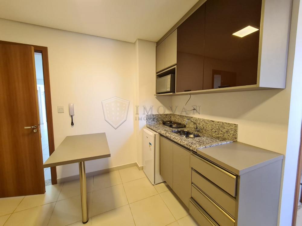 Alugar Apartamento / Flat em Ribeirão Preto R$ 2.000,00 - Foto 3