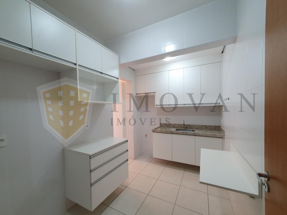 Alugar Apartamento / Padrão em Ribeirão Preto R$ 1.800,00 - Foto 2