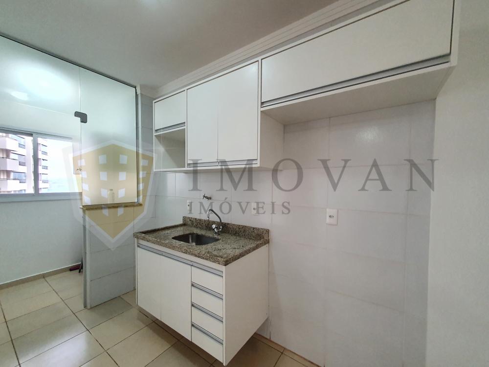 Alugar Apartamento / Padrão em Ribeirão Preto R$ 1.100,00 - Foto 2