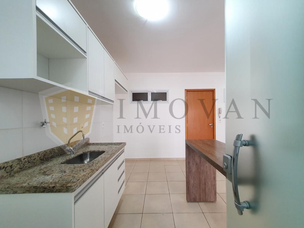 Alugar Apartamento / Padrão em Ribeirão Preto R$ 1.100,00 - Foto 3