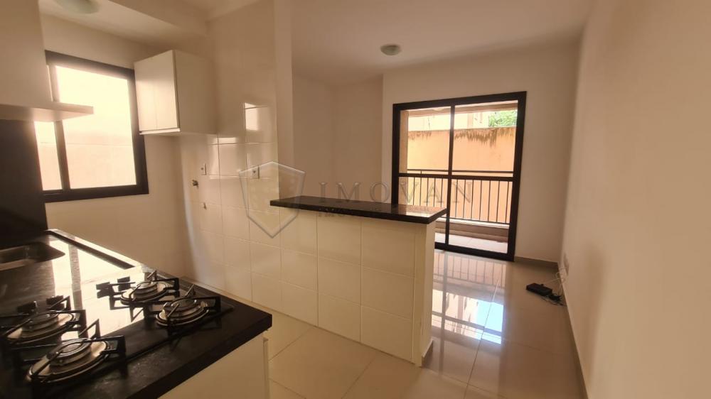 Alugar Apartamento / Padrão em Ribeirão Preto R$ 1.550,00 - Foto 5