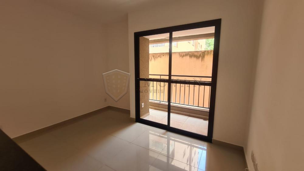 Alugar Apartamento / Padrão em Ribeirão Preto R$ 1.550,00 - Foto 2