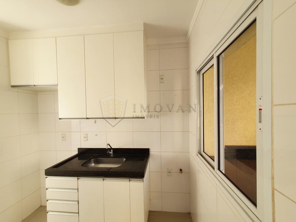 Alugar Apartamento / Padrão em Ribeirão Preto R$ 1.200,00 - Foto 3