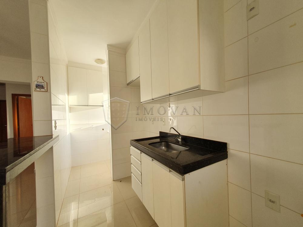 Alugar Apartamento / Padrão em Ribeirão Preto R$ 1.200,00 - Foto 4