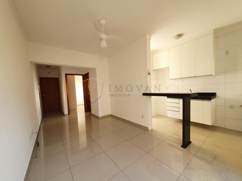 Alugar Apartamento / Padrão em Ribeirão Preto R$ 1.200,00 - Foto 8