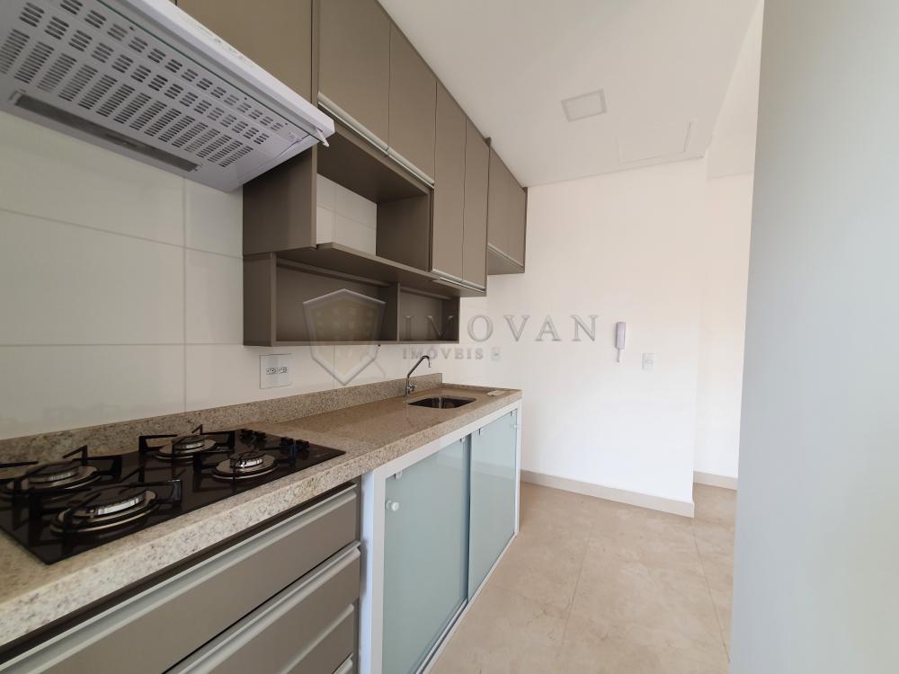 Alugar Apartamento / Padrão em Ribeirão Preto R$ 2.300,00 - Foto 3