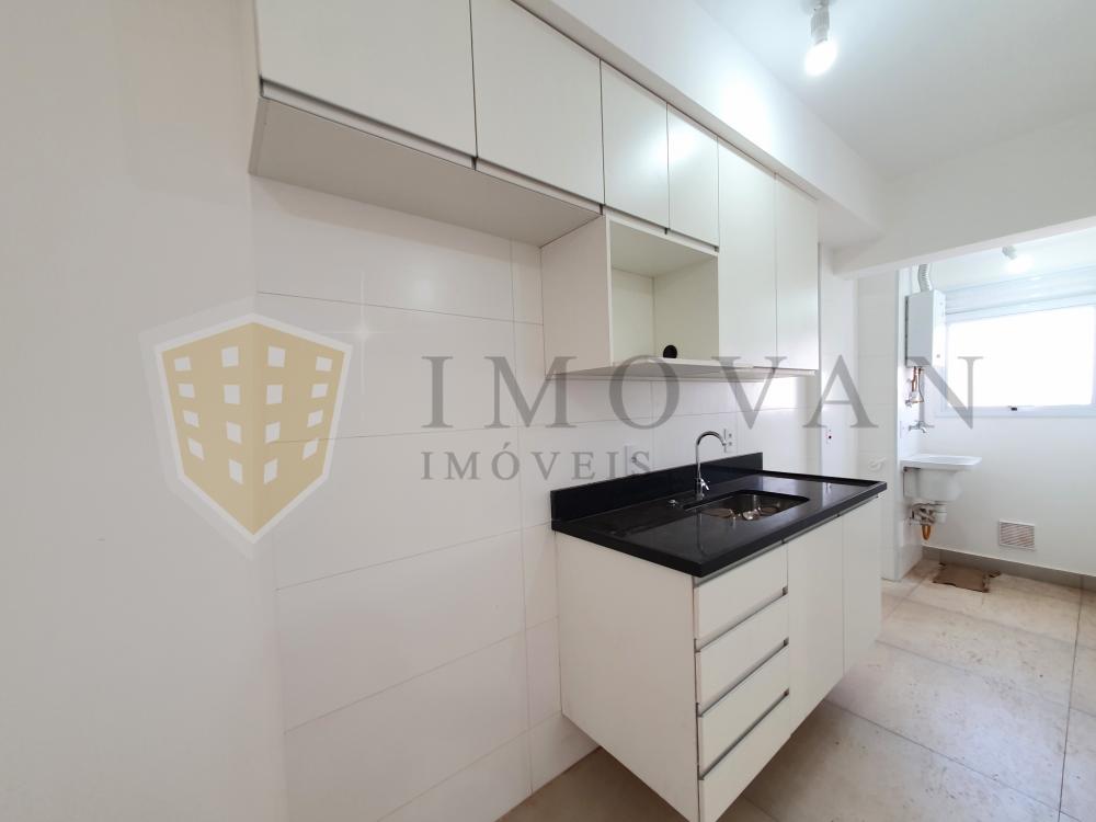 Alugar Apartamento / Padrão em Ribeirão Preto R$ 1.650,00 - Foto 2