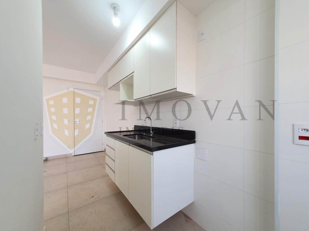 Alugar Apartamento / Padrão em Ribeirão Preto R$ 1.650,00 - Foto 3