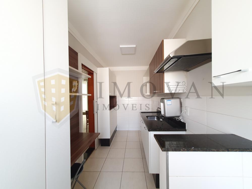 Alugar Apartamento / Padrão em Ribeirão Preto R$ 2.750,00 - Foto 3