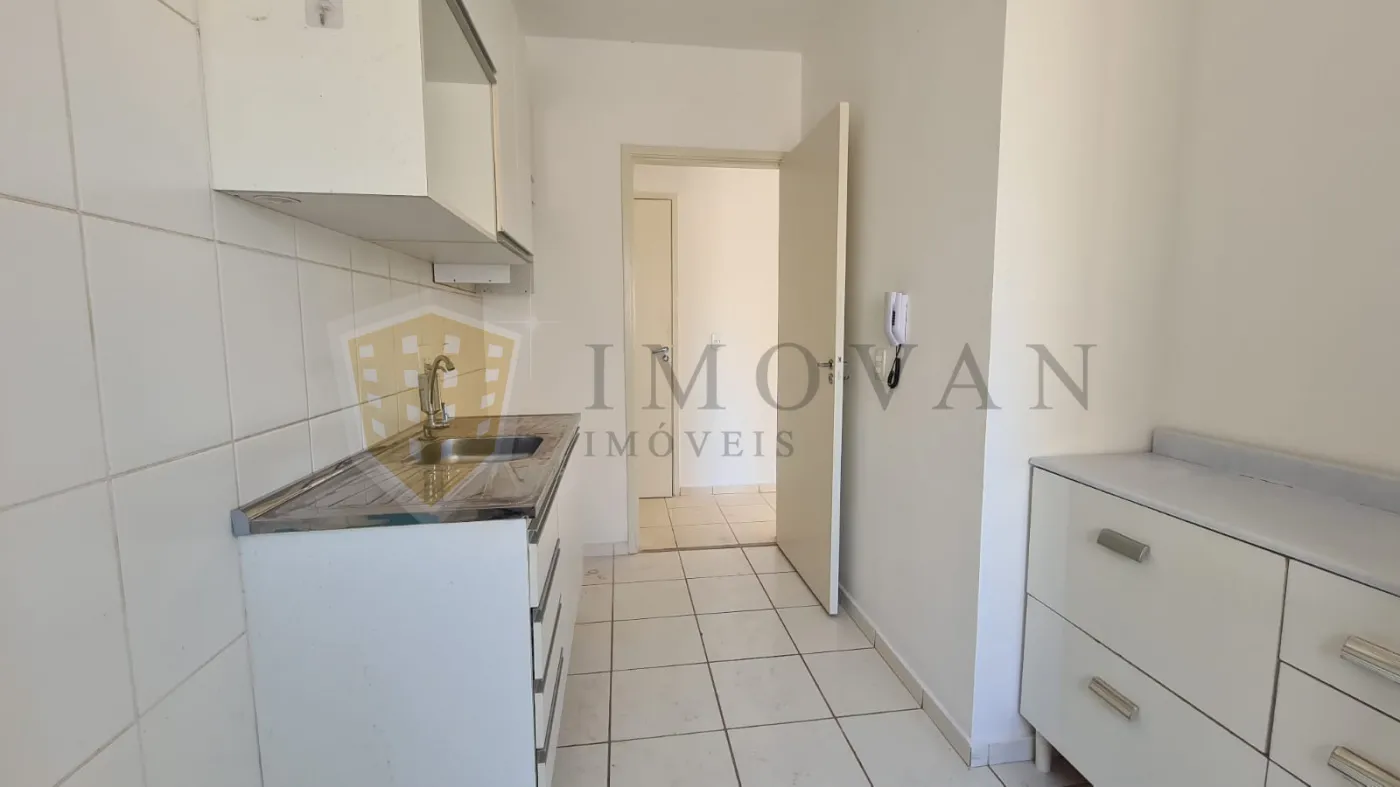 Alugar Apartamento / Padrão em Ribeirão Preto R$ 1.300,00 - Foto 5